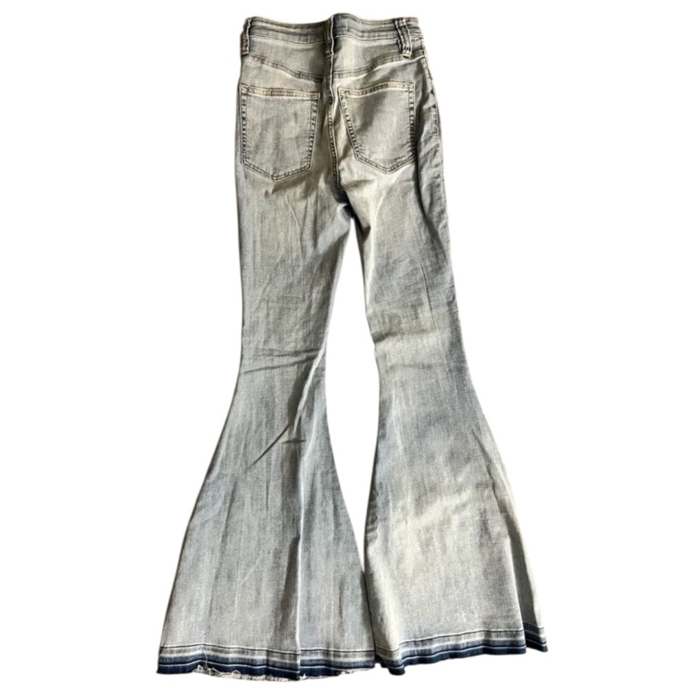 Free People We The Free Irreplaceable Denim Blue Jeans Ultra Flare Wide Stretch - Picture 10 of 12